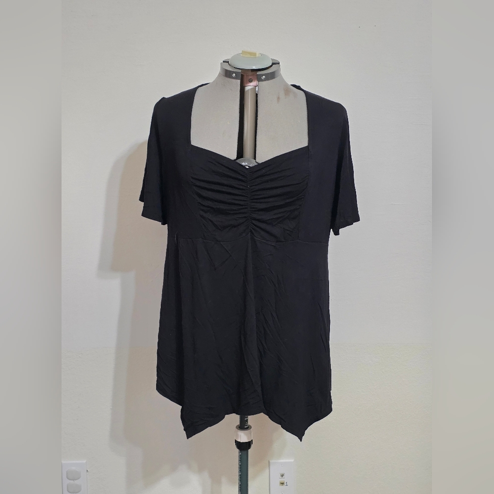 Elegant Black Ruched Women's Blouse